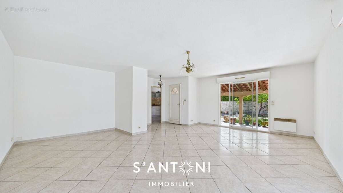 Maison à PUISSALICON