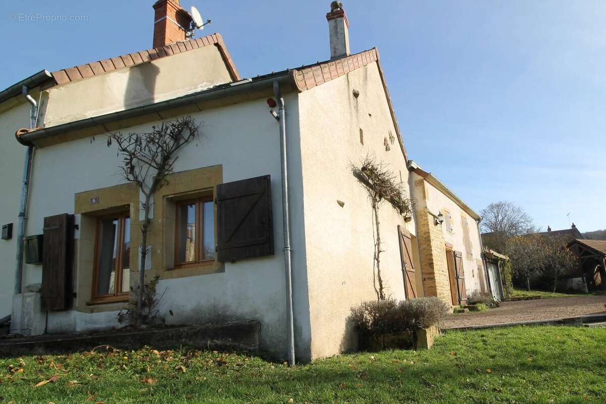 Appartement à NOLAY