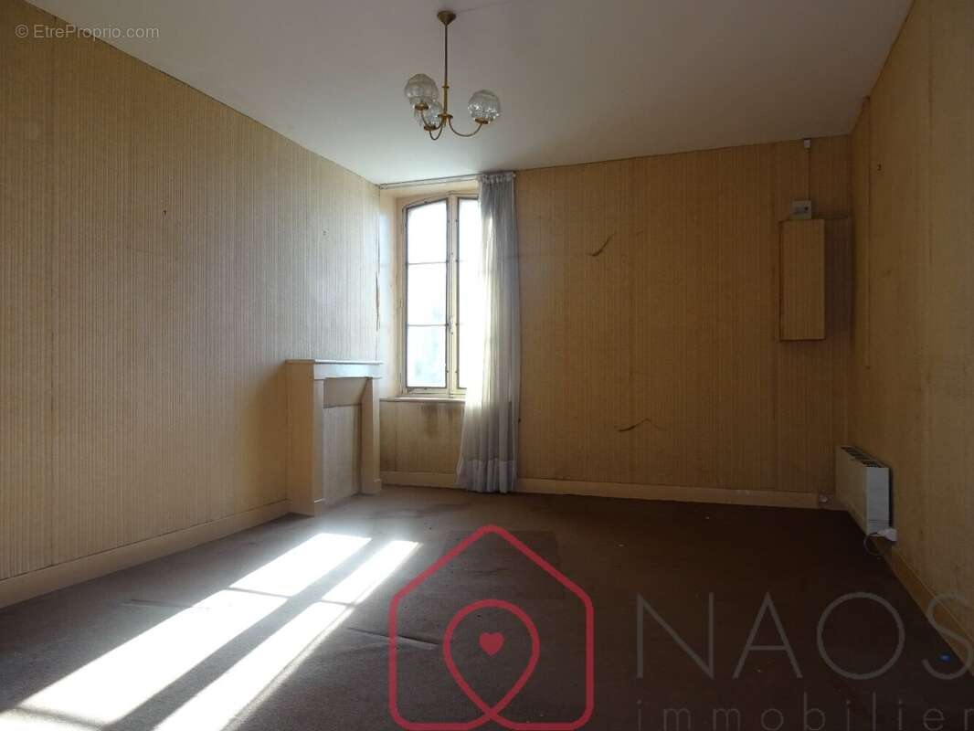 Maison à MENETOU-SALON