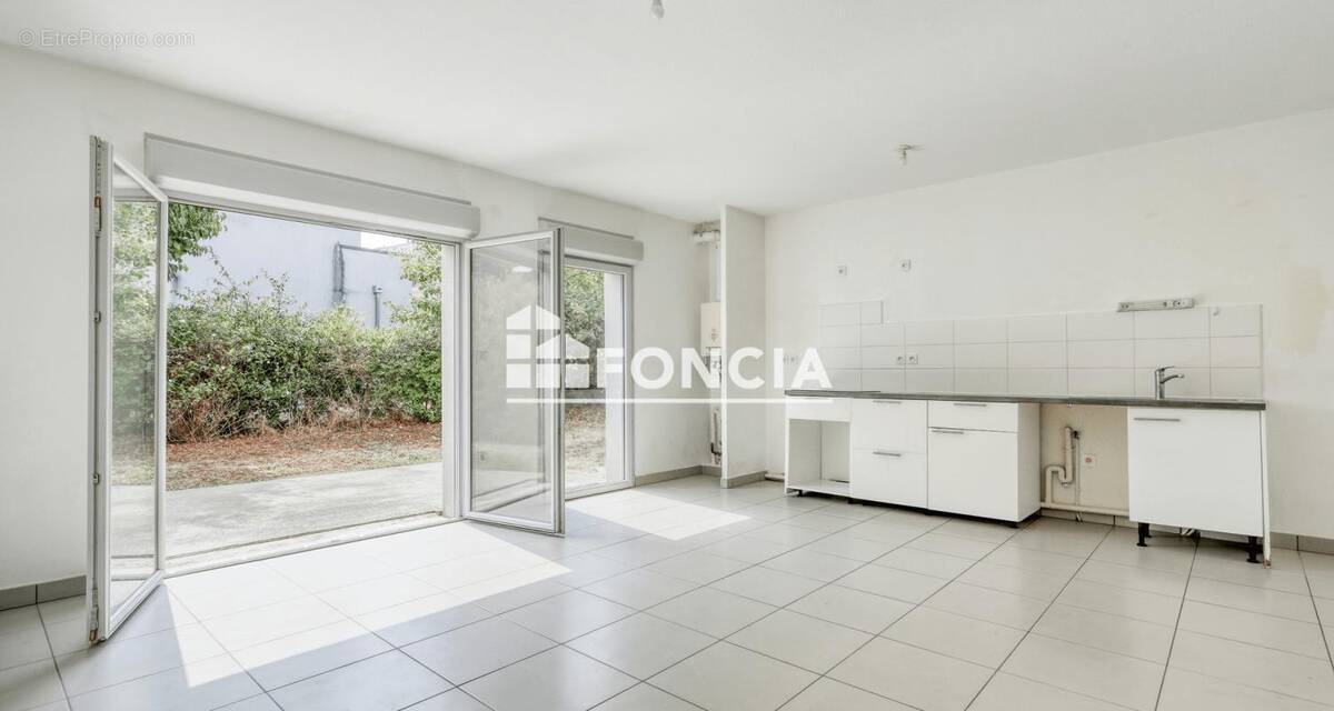 Appartement à SAINT-ORENS-DE-GAMEVILLE