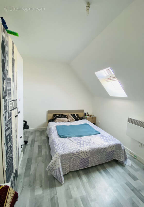 Maison à VILLENEUVE-LA-GUYARD