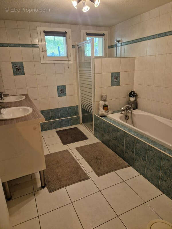 Maison à LA BATIE-NEUVE