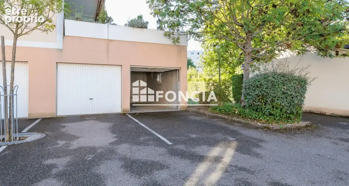 T2 - 44m2 illkirch rez de jardin - terrasse - garage - parking - photo 8
