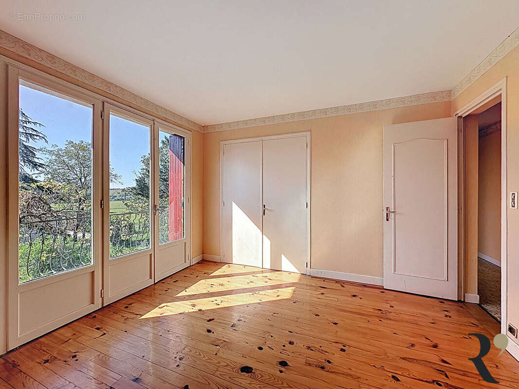 Maison à SAINTE-FOY-D'AIGREFEUILLE