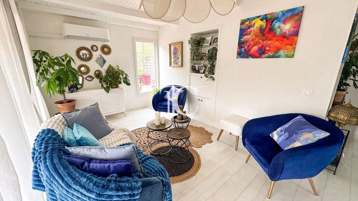 Maison à SAINT-AMBROIX