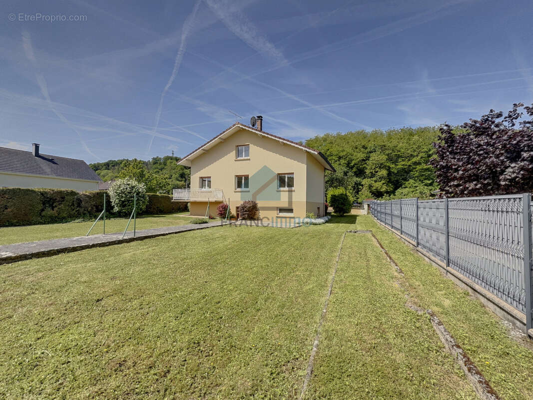 Maison à MATHAY
