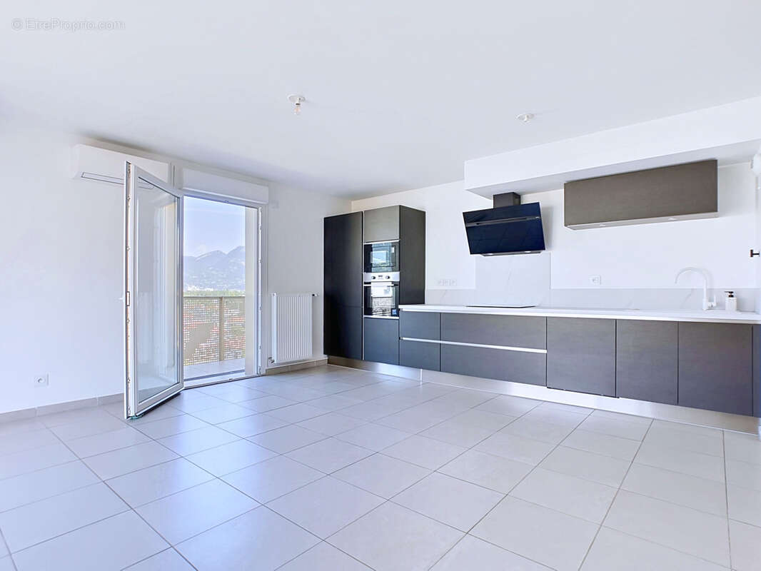 Appartement à ECHIROLLES
