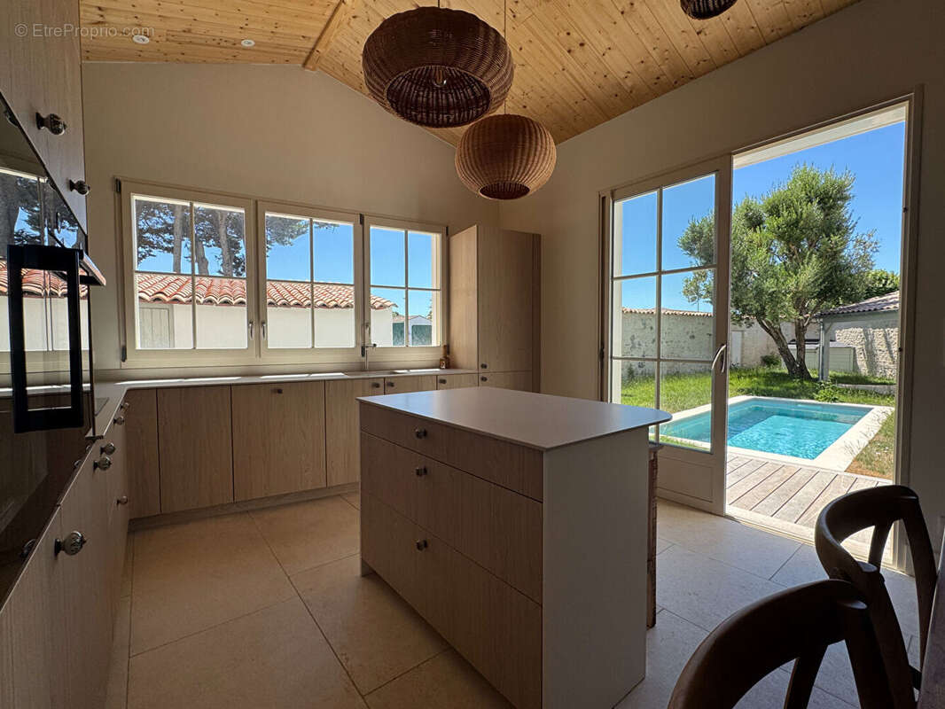 Maison à LE BOIS-PLAGE-EN-RE