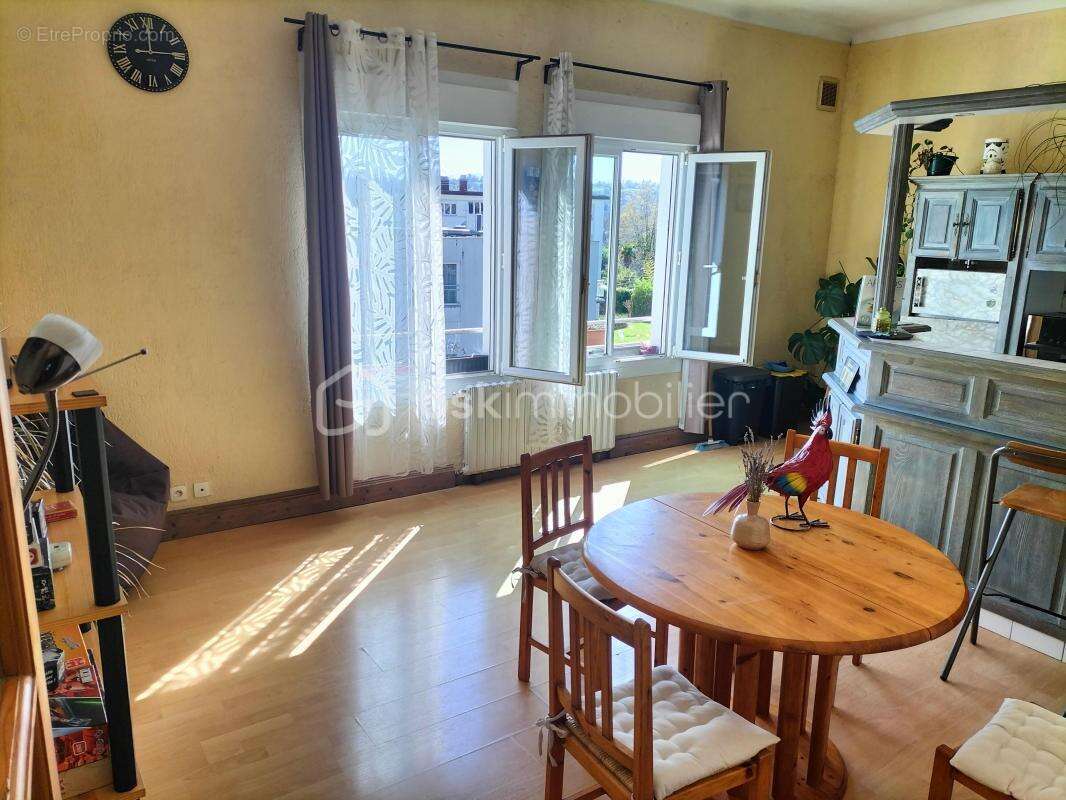 Appartement à BILLERE