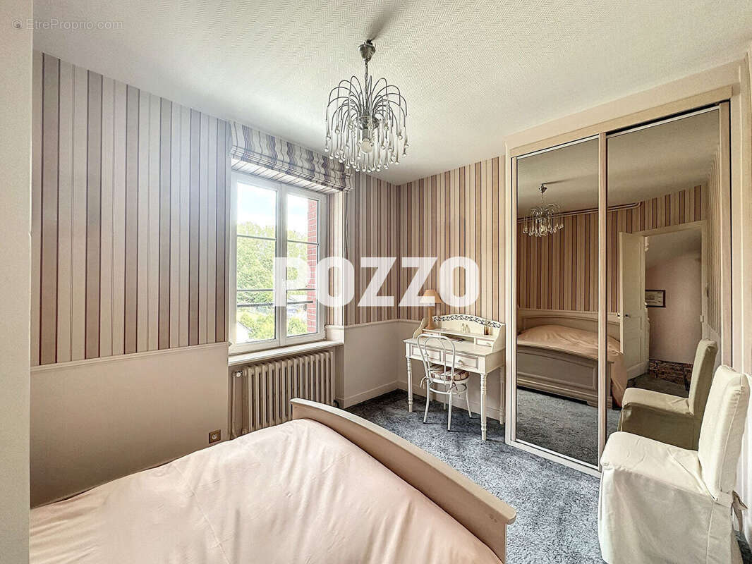 Maison à SAINT-JEAN-LE-THOMAS