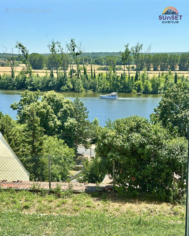Maison 118 m² à Conflans-Sainte-Honorine  - photo 2