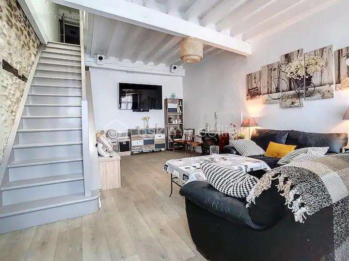 Maison en pierre avec patio, garage et suite parentale – Bouleternère - photo 8