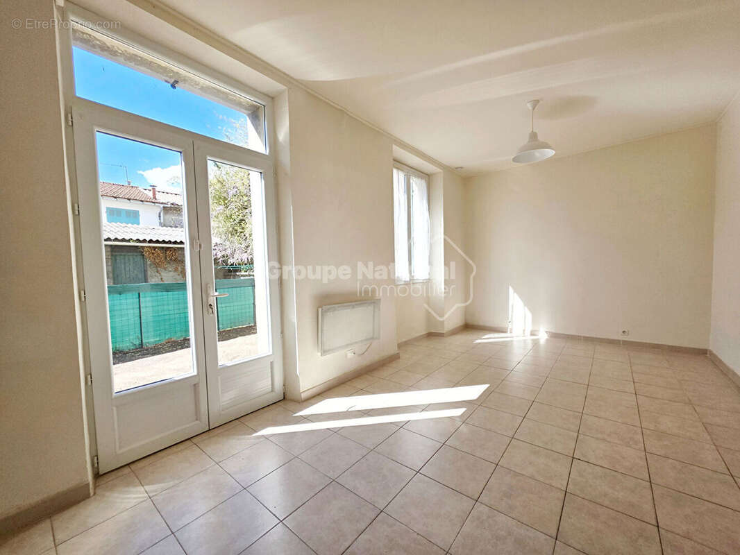 À vendre : Appartement 3 pièces à Miramas avec jardin - photo 5
