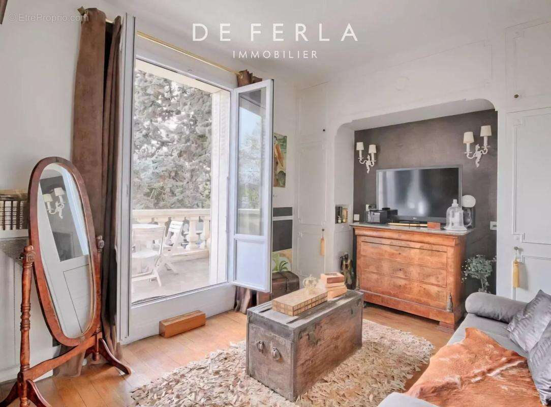 Maison à SAINT-MAUR-DES-FOSSES