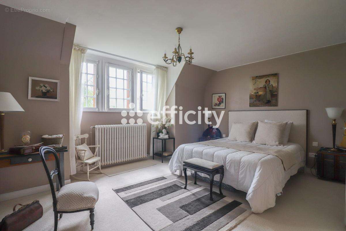 Maison 224 m² à Conches-En-Ouche  - photo 17