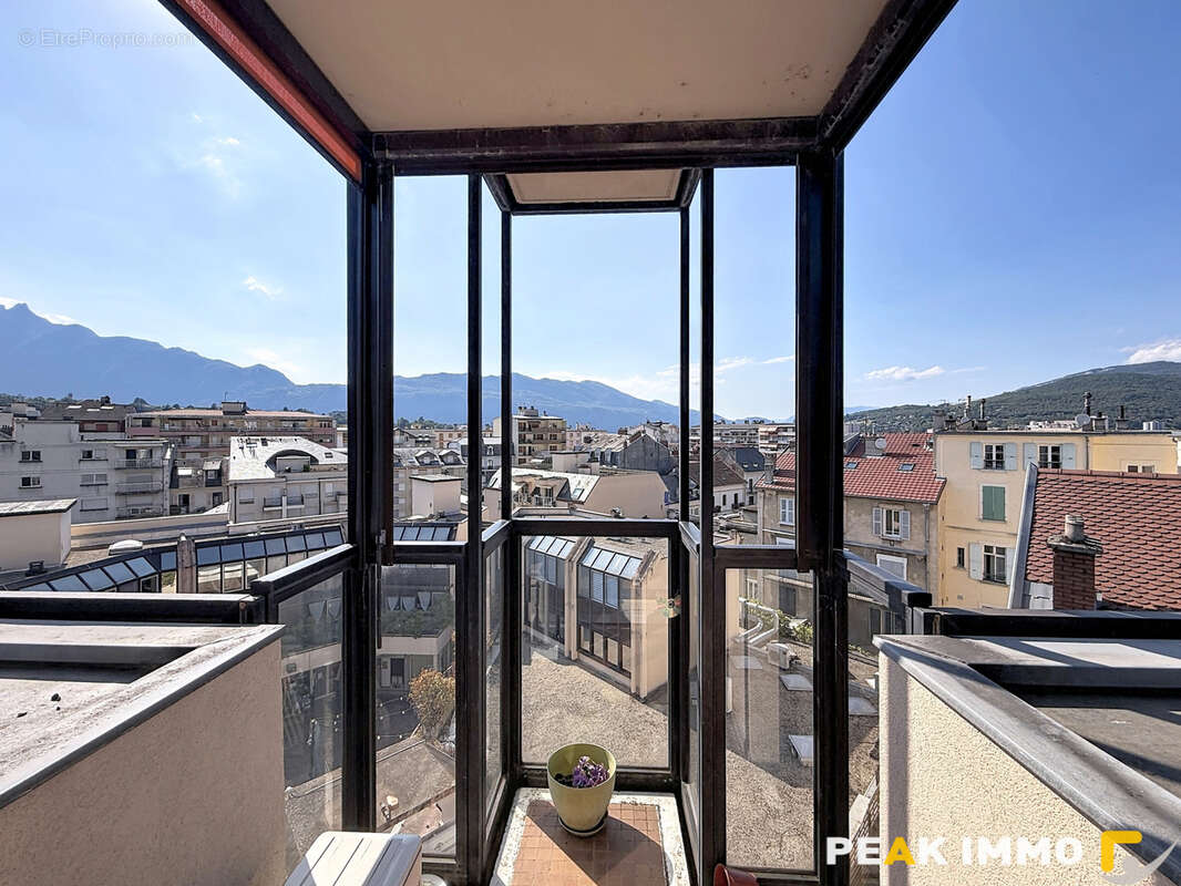 Appartment 3 pièces - 66,65 m2 - Hyper centre Aix-les-Bains - photo 3