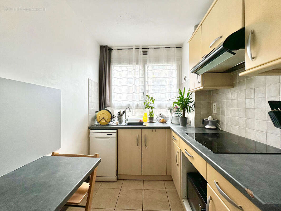 Appartement à FONTENAY-SOUS-BOIS