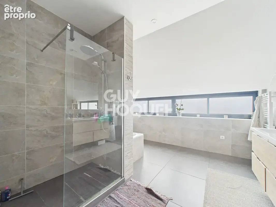 Appartement Elbeuf 6 pièce(s) 198 m2 - photo 12