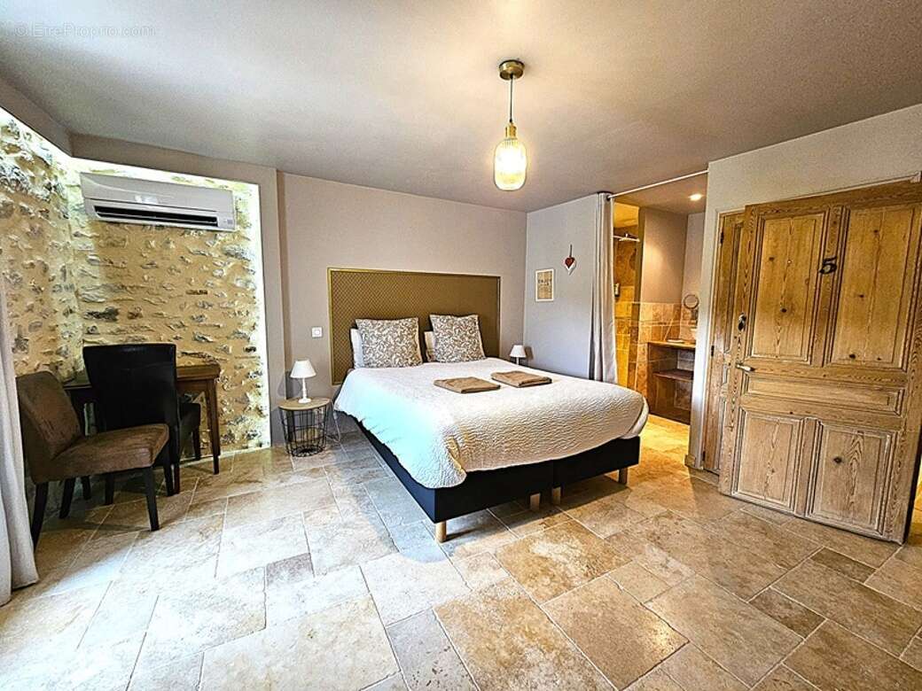 Appartement 550 m² à Rochefort-En-Valdaine  - photo 13