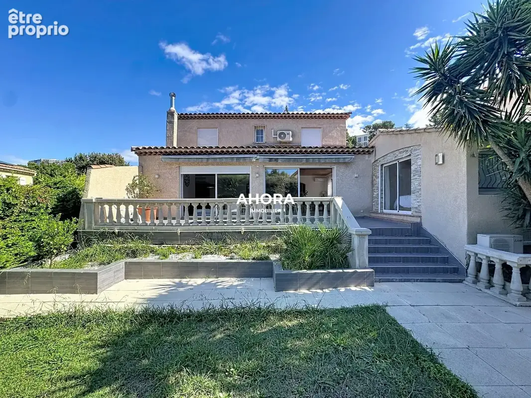 Maison 5 pièces 170 m² à vendre à Marseille-9e (13009) - photo 1