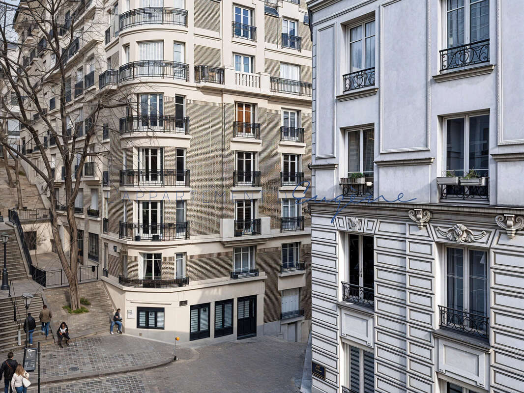 Appartement à PARIS-18E