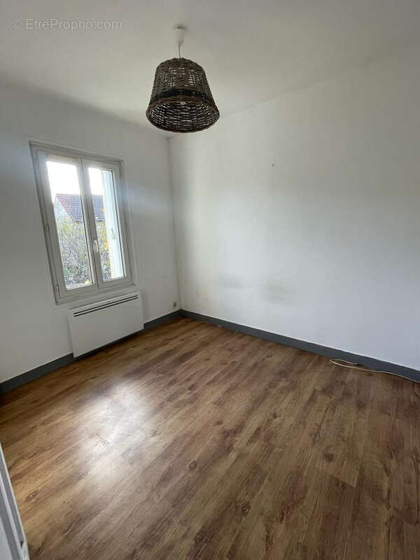 Maison à FRENEUSE