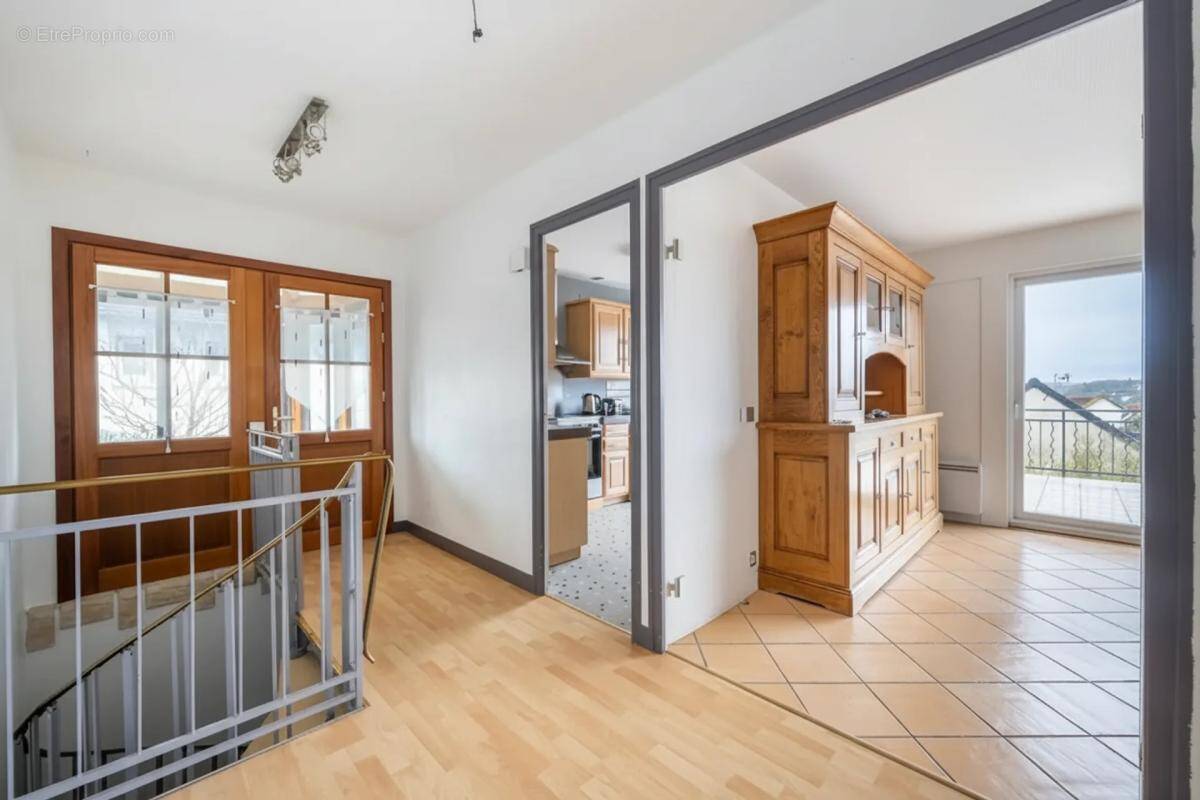 Maison à BONNIERES-SUR-SEINE