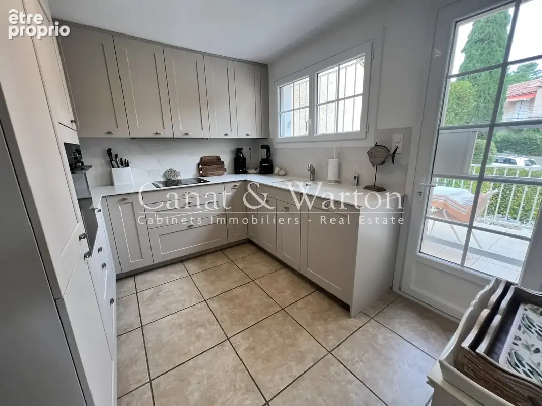 Gassin proche de la croix valmer: villa avec piscine & garage - photo 6