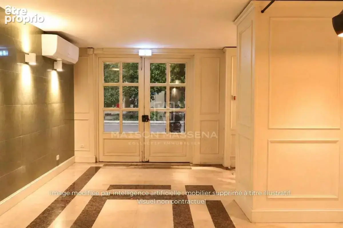 Local atypique volumineux - carré d'or - 390m² - photo 4