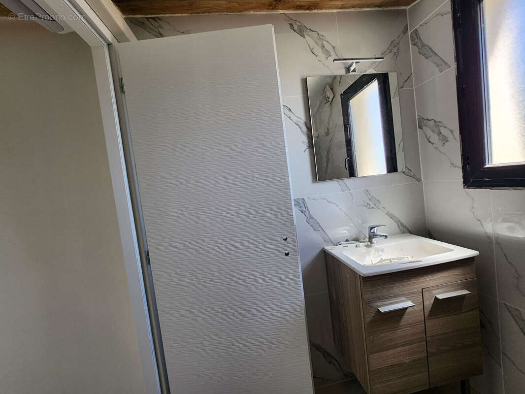 Appartement à VEDENE