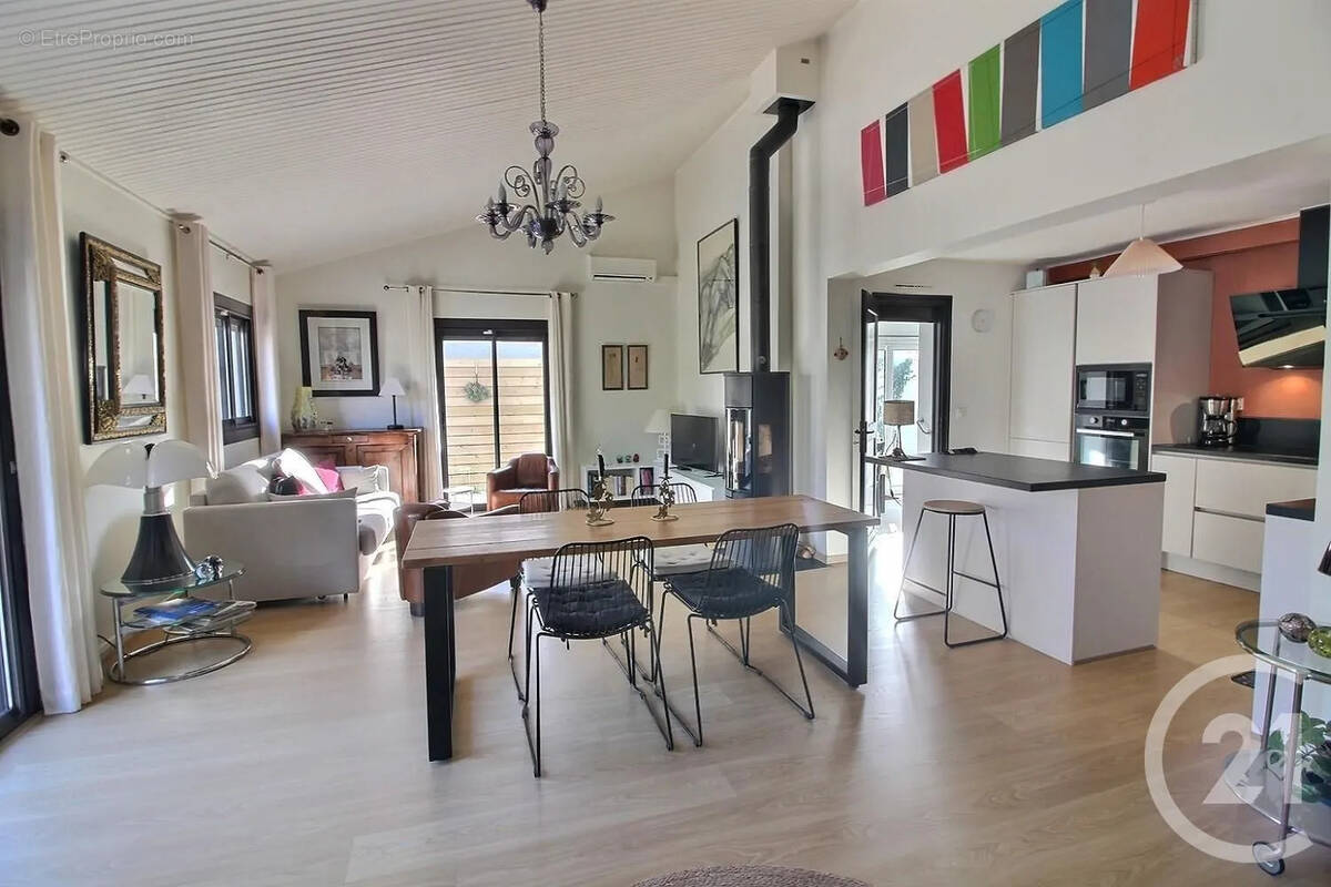 Maison à CANET-EN-ROUSSILLON