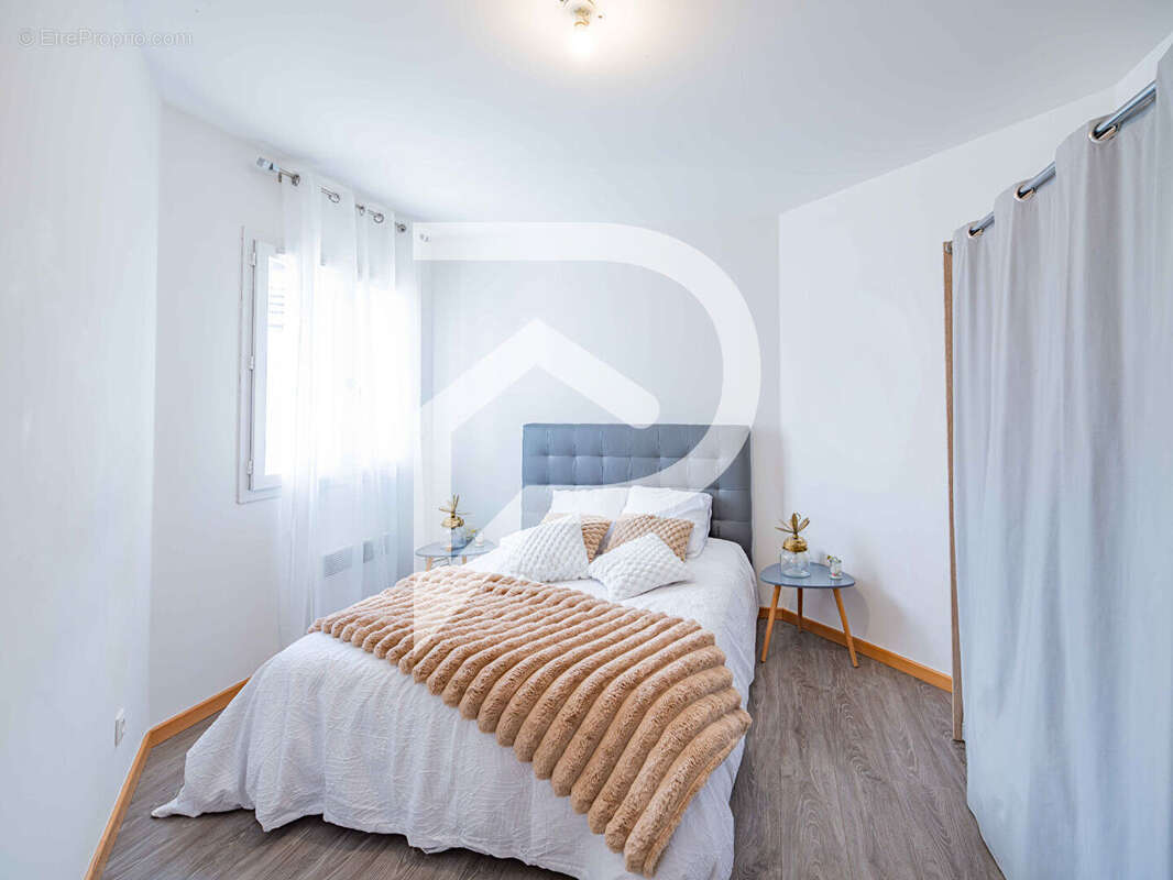 Maison à OS-MARSILLON