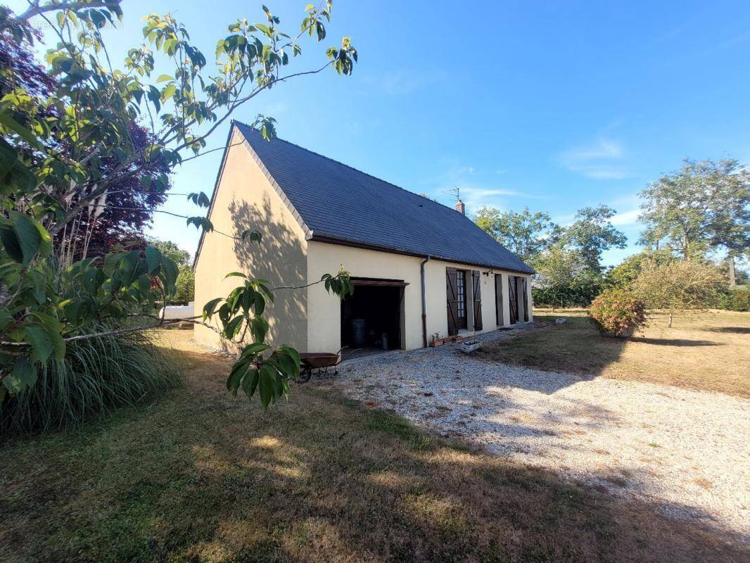 Maison à JANVILLE