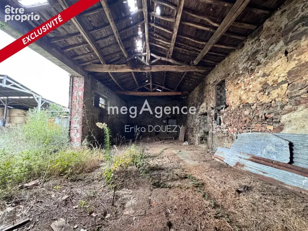 Longère avec 2,15 hectares de terrain et dépendances - photo 14