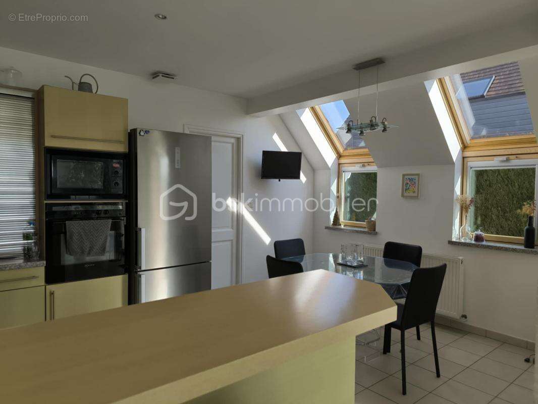 Maison à LA CAPELLE-LES-BOULOGNE