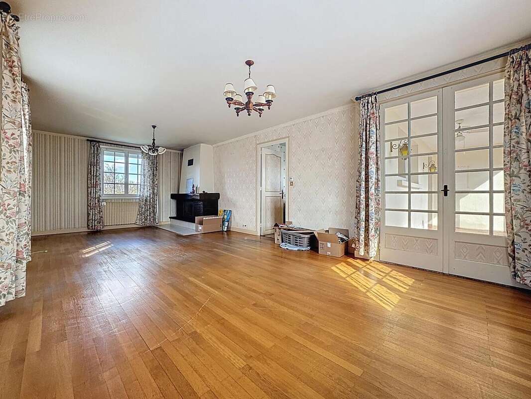 Photo 4 - Maison à LA CHAPELLE-SAINT-LAURENT