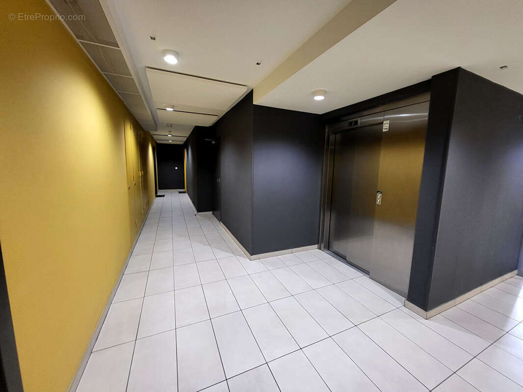 Appartement à NEUVILLE-SUR-SAONE