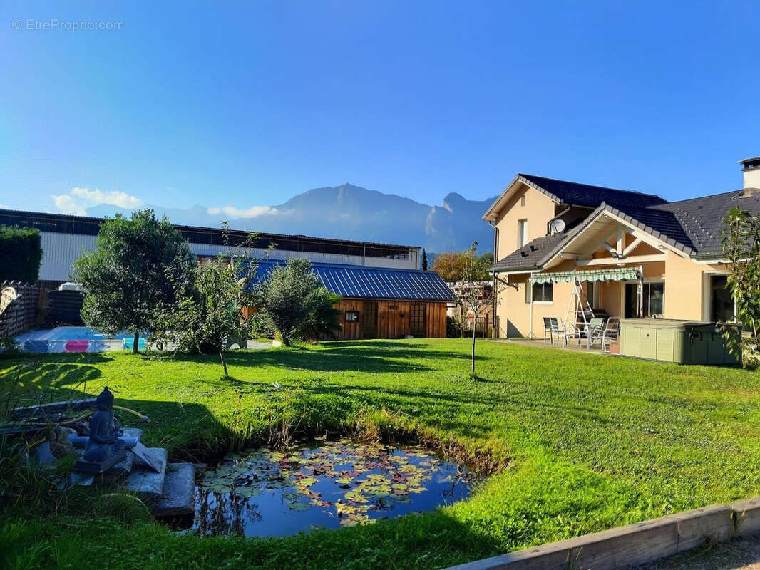 Maison à ALBERTVILLE