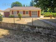 Maison à SAINT-PIERRE-D&#039;EXIDEUIL