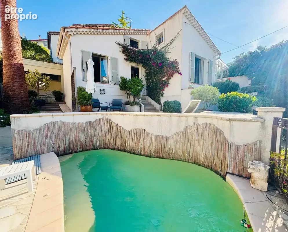   - Maison à NICE