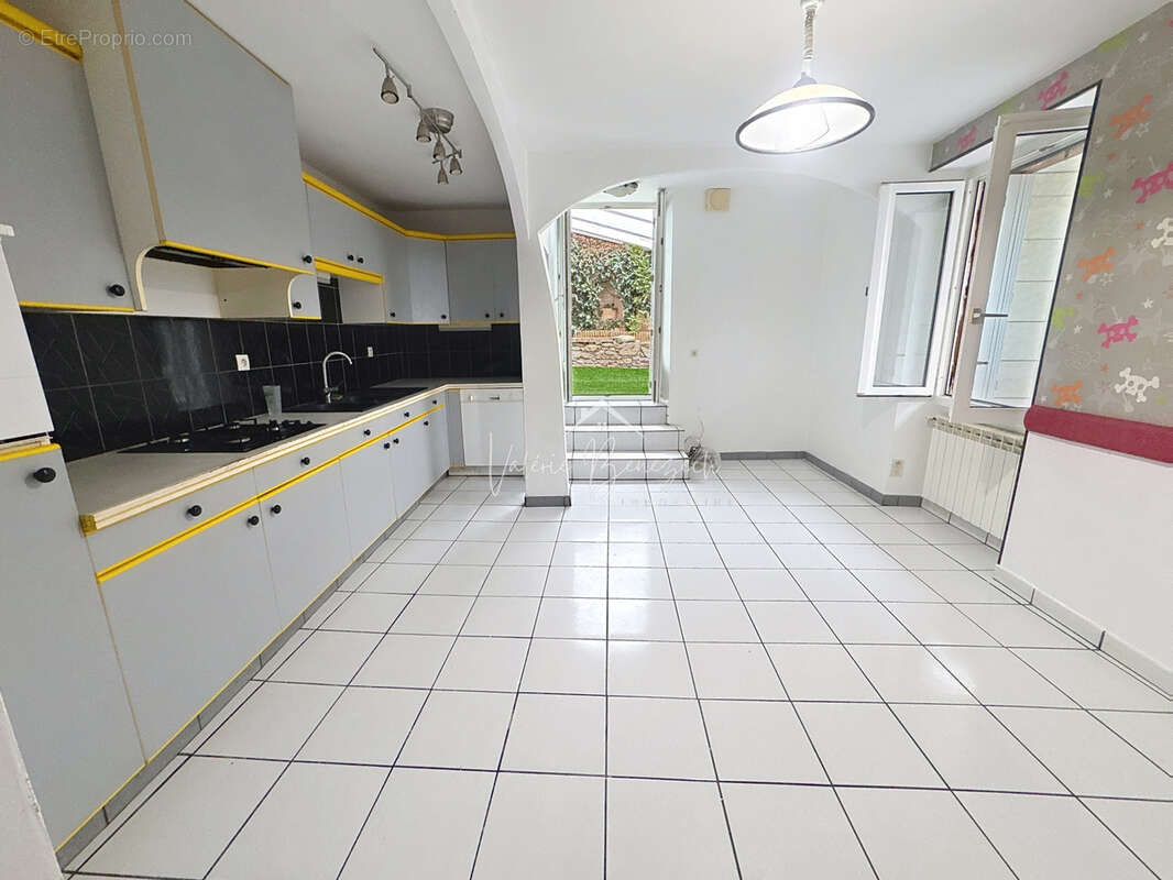 Maison à SAINT-AFFRIQUE