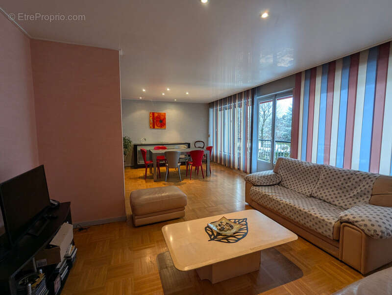 Appartement à ECHIROLLES