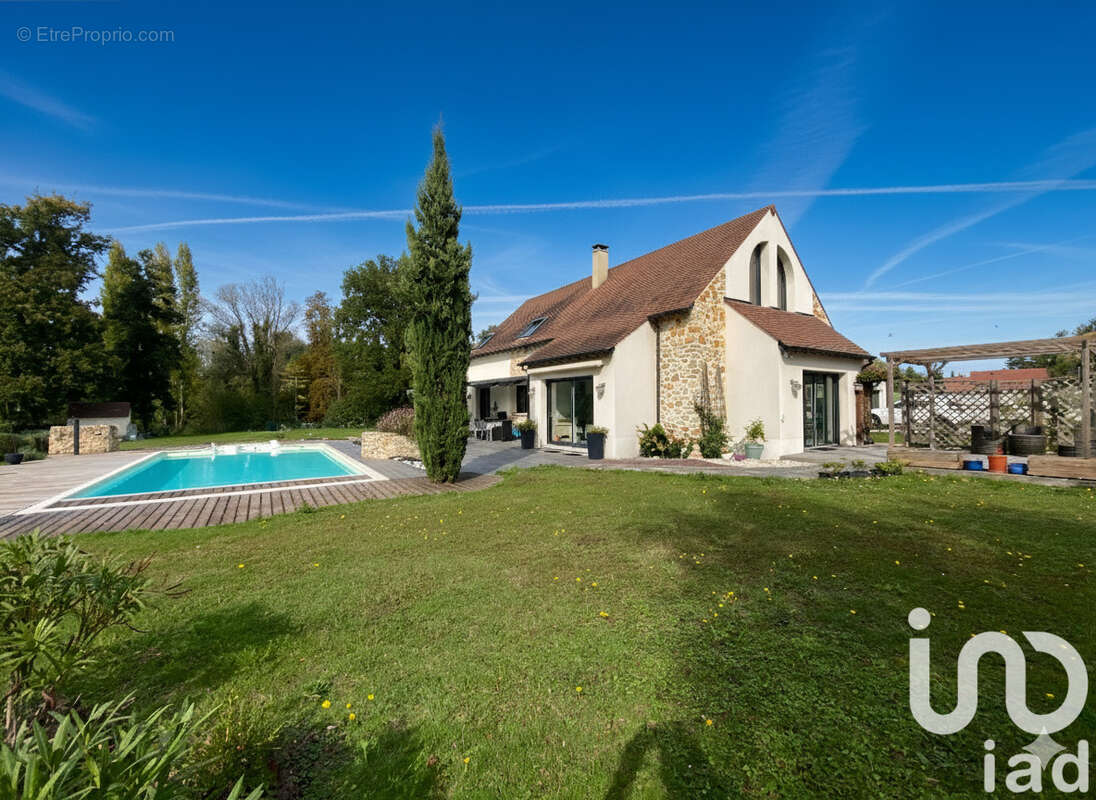 Photo 2 - Maison à MENNECY