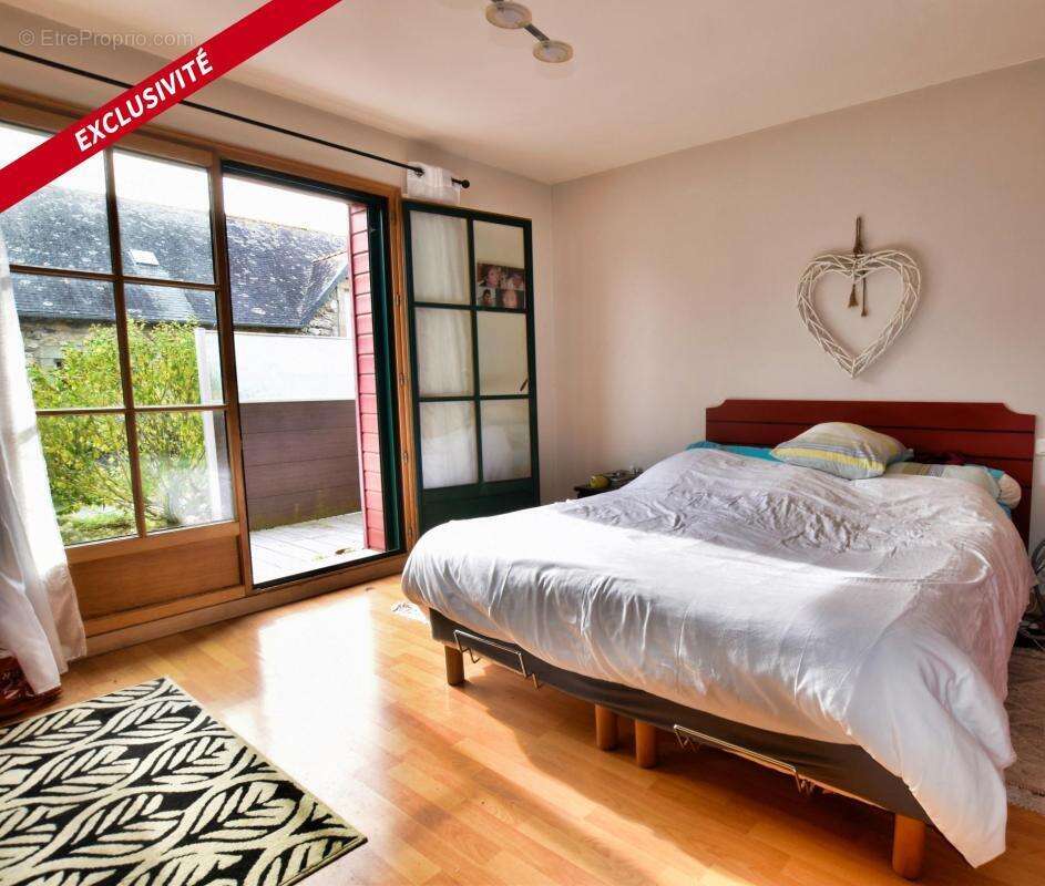 Maison à PLOMODIERN