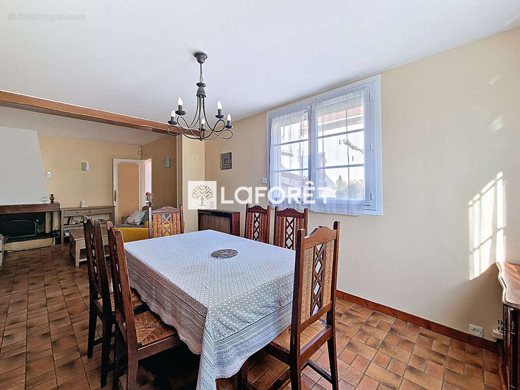 Maison à BONNEUIL-SUR-MARNE