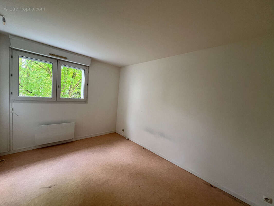 Appartement à EPERNON