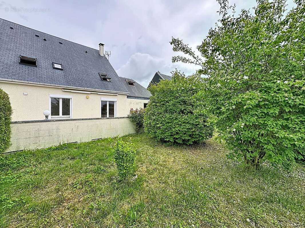 Maison à HEROUVILLETTE