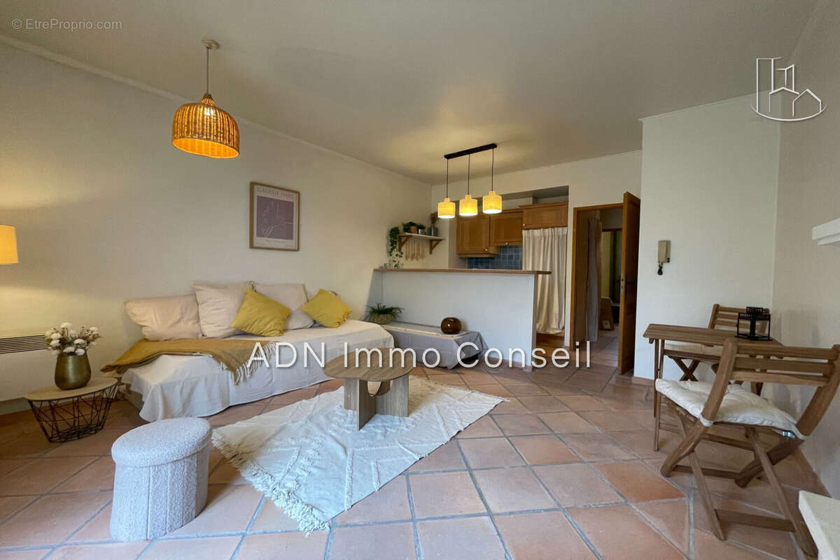 Appartement à MALLEMORT