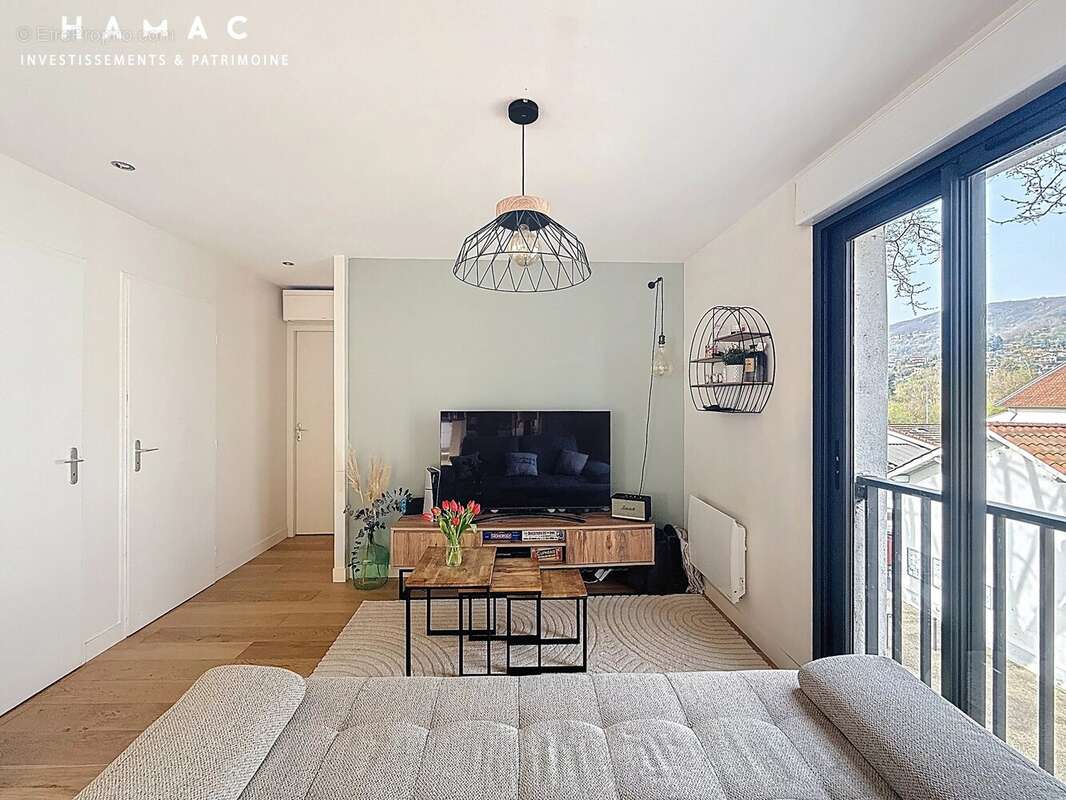 Appartement à ROCHETAILLEE-SUR-SAONE