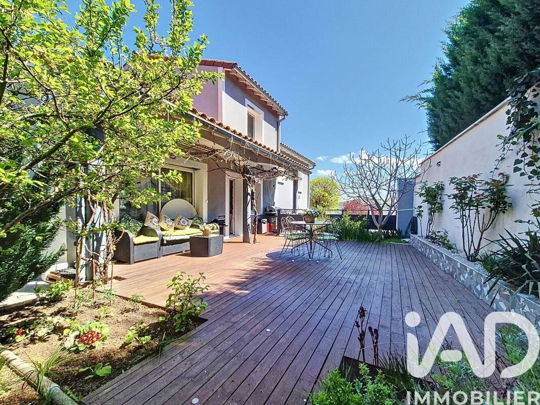 Photo 1 - Maison à VALS-PRES-LE-PUY